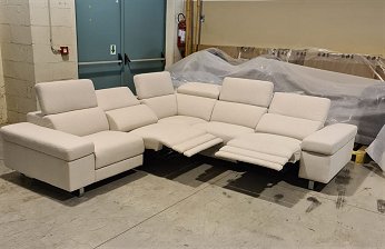 Offerta: grande divano angolare Modello Relaxo 270 x 270 cm , con spalliere regolabile e 2 relax elettrico