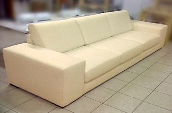 Offerta: divano in pelle Roma